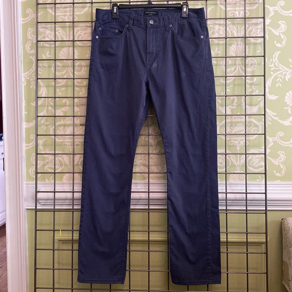 34 x 32 Banana Republic slim fit chinos